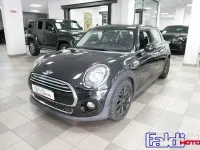 Usata Mini Cooper D 116 CV (85 kW) 2017 Nero Utilitaria