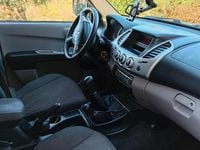 Usata Mitsubishi L 178 CV (130 kW) 2011 Nero Pick-up