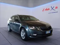 Usata Skoda Octavia G-TEC Executive 110 CV (80 kW) 2017 Grigio metallizzato Station wagon