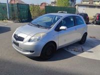 usata Toyota Yaris Yaris3p 1.0 Sol c/CL