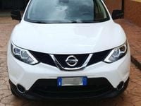 Usata Nissan Qashqai N-Connecta 110 CV (80 kW) 2016 Bianco SUV