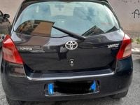 Usata Toyota Yaris 69 CV (50 kW) 2008 Nero Utilitaria