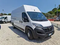 Usata Opel Movano 140 CV (102 kW) 2024 Bianco Furgone