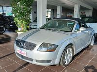 Usata Audi TT Roadster Ambiente 179 CV (131 kW) 2004 Argento Cabrio