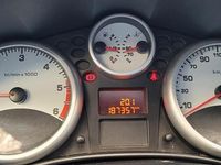 Gebraucht Peugeot 207 Active 70 PS (51 kW) 2011 Silber Limousine