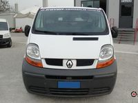 Usata Renault Trafic 101 CV (74 kW) 2006 Bianco pastello Monovolume