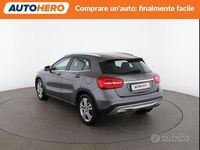 Usata Mercedes GLA200 135 CV (99 kW) 2017 Grigio SUV