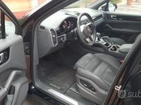 Usata Porsche Cayenne 340 CV (250 kW) 2021 Nero SUV