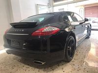 Usata Porsche Panamera Platinum Edition 250 CV (183 kW) 2012 Nero Utilitaria