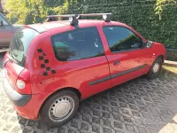 Usata Renault Clio 65 CV (47 kW) 2004 Rosso Utilitaria