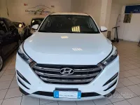 Usata Hyundai Tucson Xpossible 141 CV (103 kW) 2016 Bianco SUV