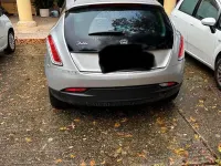 Usata Lancia Delta 120 CV (88 kW) 2013 Grigio Utilitaria