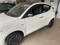 Usata Lancia Ypsilon 70 CV (51 kW) 2019 Bianco Utilitaria