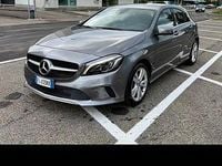 Usata Mercedes A180 109 CV (80 kW) 2017 Grigio Berlina