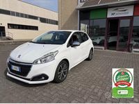 Usata Peugeot 208 75 CV (55 kW) 2017 Bianco Utilitaria