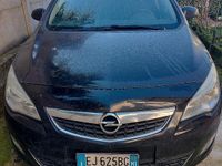 Usata Opel Astra Cosmo 95 CV (69 kW) 2011 Station wagon