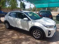 Usata Kia Stonic 97 CV (71 kW) 2020 Bianco SUV