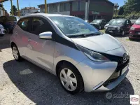 Usata Toyota Aygo X-play 68 CV (50 kW) 2015 Utilitaria