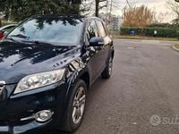 Usata Toyota RAV4 2011 Blu SUV