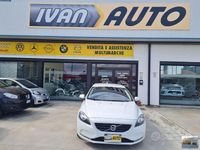 Usata Volvo V40 R-Design 116 CV (85 kW) 2014 Bianco Station wagon