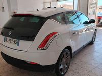 Usata Lancia Delta Silver 120 CV (88 kW) 2011 Bianco Utilitaria