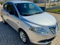 Usata Lancia Ypsilon 80 CV (58 kW) 2013 Grigio Utilitaria