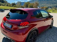 Usata Peugeot 208 GTi 208 CV (152 kW) 2018 Rosso Utilitaria