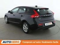 Usata Volvo V40 Kinetic 120 CV (88 kW) 2018 Nero Station wagon