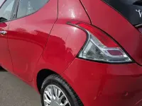 Usata Lancia Ypsilon Silver 69 CV (50 kW) 2017 Rosso Utilitaria