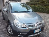 Usata Fiat Sedici 135 CV (99 kW) 2011 Grigio SUV