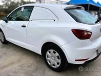 Usata Seat Ibiza 75 CV (55 kW) 2016 Bianco Furgone
