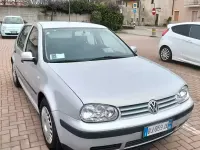 Usata VW Golf IV 90 CV (66 kW) 2000 Berlina