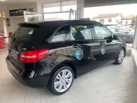 Gebraucht Mercedes B180 Executive 109 PS (80 kW) 2013 Schwarz Van / Kleinbus
