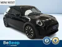 Usata Mini ONE Classic 75 CV (55 kW) 2022 Nero pastello Utilitaria