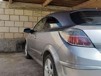 Usata Opel Astra GTC Cosmo 150 CV (110 kW) 2005 Grigio Berlina