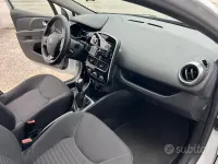Usata Renault Clio IV Collection 75 CV (55 kW) 2018 Bianco Berlina