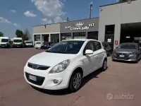 Usata Hyundai i20 Comfort 75 CV (55 kW) 2010 Bianco Utilitaria