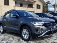 Usata VW T-Roc Life 116 CV (85 kW) 2025 Nero SUV
