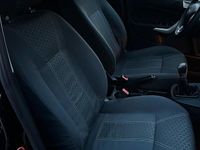 Usata Ford Fiesta Titanium 82 CV (60 kW) 2012 Nero Utilitaria