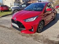 Usata Toyota Yaris Hybrid Trend 116 CV (85 kW) 2023 Rosso Utilitaria