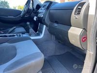 Usata Nissan Navara 190 CV (139 kW) 2015 Nero Pick-up
