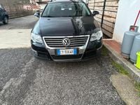 Usata VW Passat 105 CV (77 kW) 2005 Nero Station wagon