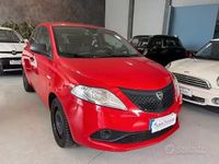 Usata Lancia Ypsilon 69 CV (50 kW) 2018 Rosso Utilitaria