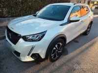 Usata Peugeot 2008 Allure 102 CV (75 kW) 2020 Bianco SUV