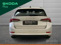 Usata Skoda Octavia Executive 150 CV (110 kW) 2022 Station wagon