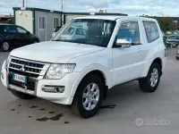 Usata Mitsubishi Pajero Intense 190 CV (139 kW) 2016 Bianco SUV