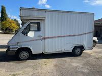 Usata Renault Master 86 CV (63 kW) 1992 Bianco Furgone