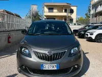 Usata Lancia Ypsilon Gold 69 CV (50 kW) 2022 Grigio Utilitaria