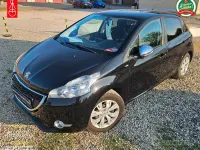 Usata Peugeot 208 82 CV (60 kW) 2016 Nero Utilitaria