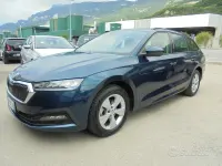 Usata Skoda Octavia Executive 116 CV (85 kW) 2024 Blu Station wagon